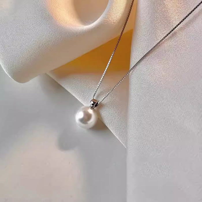 Wholesale Silver pearl pendant necklace, women's new style temperament, collarbone chain, high-end feeling, light luxury, niche necklace accessories