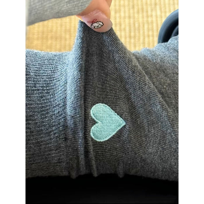 Wholesale Embroidered letters, heart-shaped socks, cotton mid-term socks