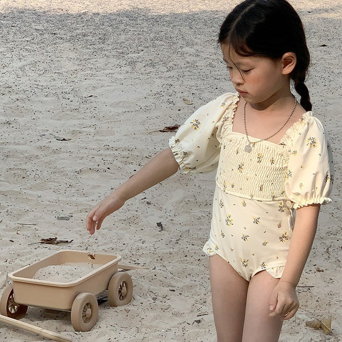 Wholesale New niche retro floral bubble sleeve quick drying swimsuit one-piece swimsuit