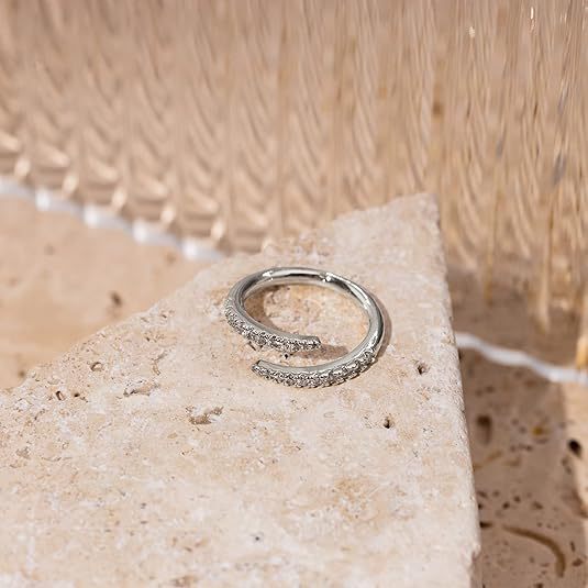 Wholesale Micro inlaid diamond ring, niche design, open mouth, light luxury, high-end fashion ring