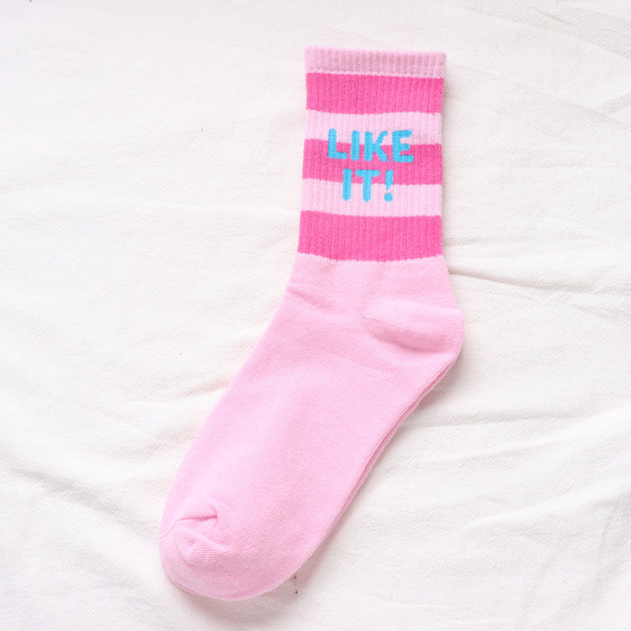 Wholesale Medium striped letter socks Skateboarding long socks Sports socks Neutral