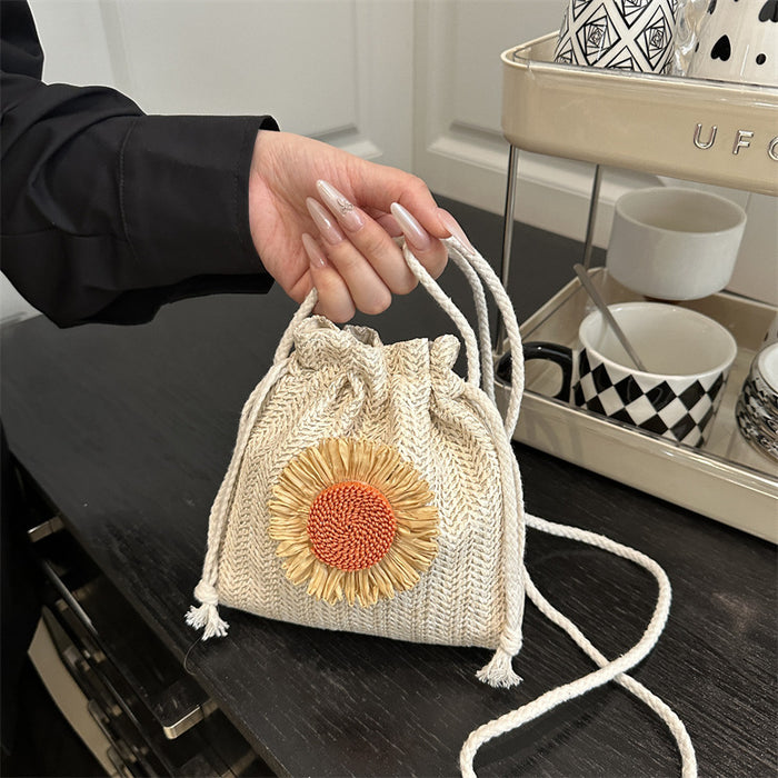 Wholesale Grass woven bag, flower new style, water bucket bag, woven crossbody bag