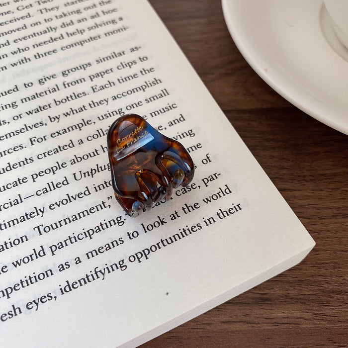 Wholesale Cute small bone clip, small size, side grip clip, retro temperament, hair accessory with a broken eight character clip