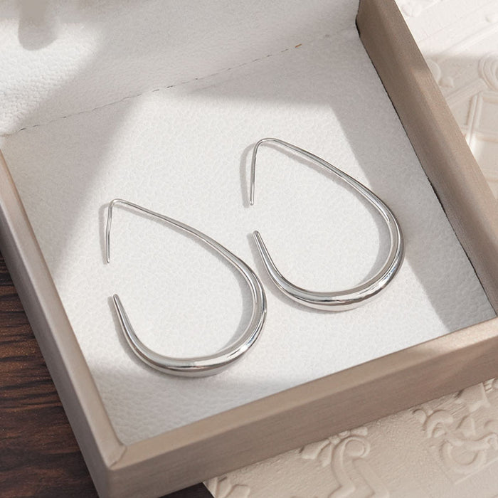 Wholesale Earrings with copper plated large earrings, high-end retro earrings and earrings, 2 new styles