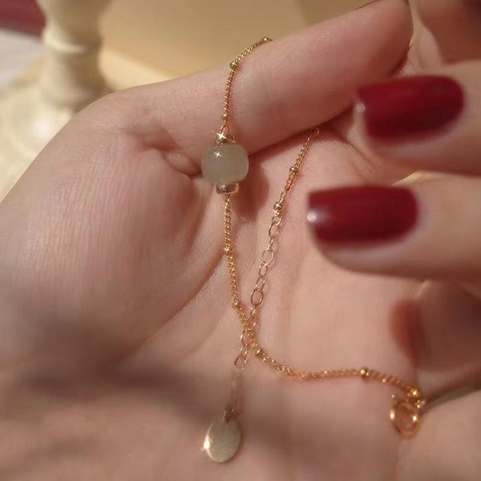 Wholesale Design a natural transfer bead bracelet with a niche design and retro feel