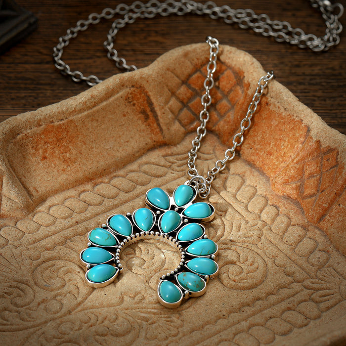 Wholesale Turquoise Fan-Shaped Retro Bohemian Necklaces