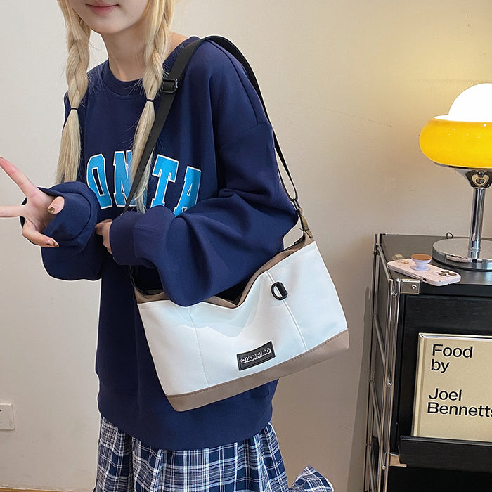 Wholesale Small bag new color contrasting wide shoulder strap crossbody bag fashionable and versatile single shoulder