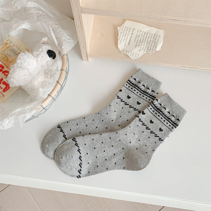 Wholesale Cotton socks with cute mid tube and versatile pile socks