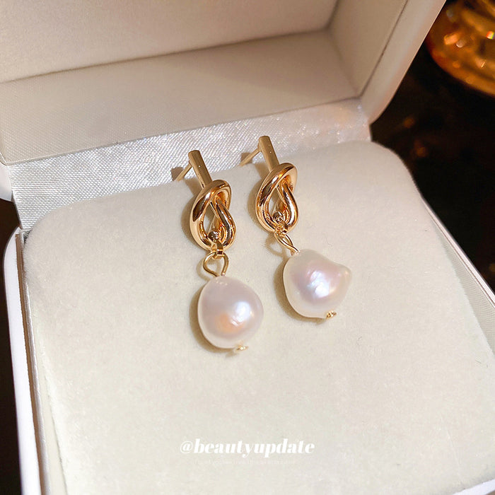 Wholesale Classic, high-end, fashionable, natural pearl knot earrings, versatile, long earrings, ear clips