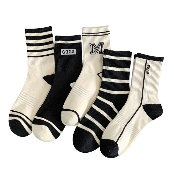 Wholesale Black and white striped socks, mid tube socks with letters on the outside, trendy socks, minimalist sports style long socks