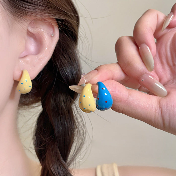 Wholesale Silver needle oil drop polka dot earrings sweet and gentle earrings