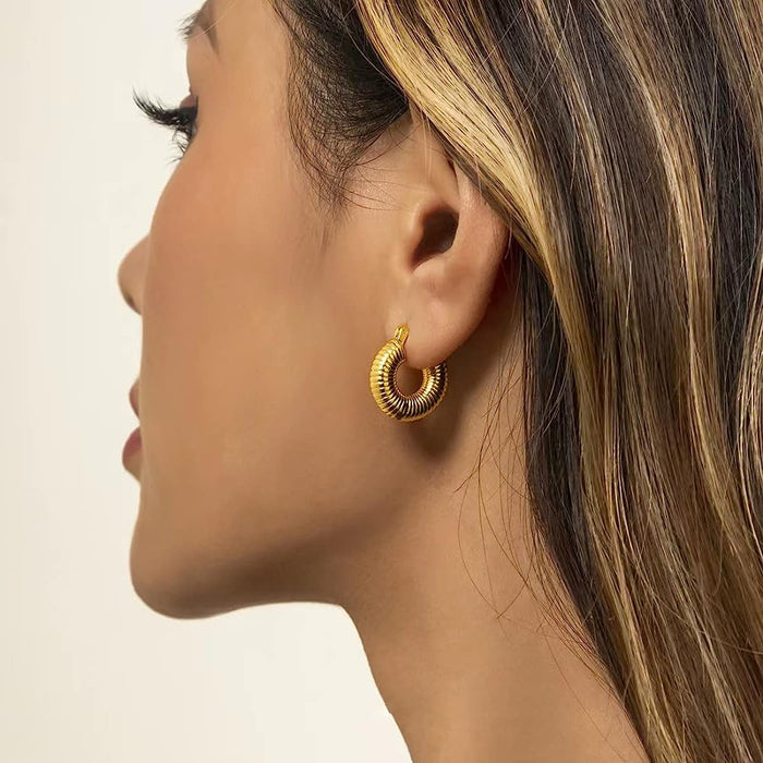 Wholesale Stainless Steel Gold-Plated Hollow Geometric Earrings