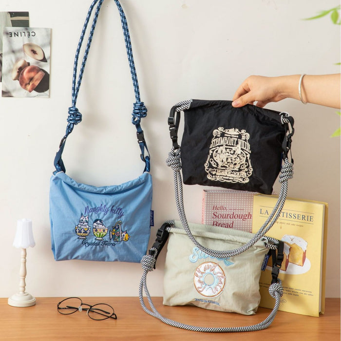Wholesale Handheld single shoulder canvas bag, mobile zipper small bag