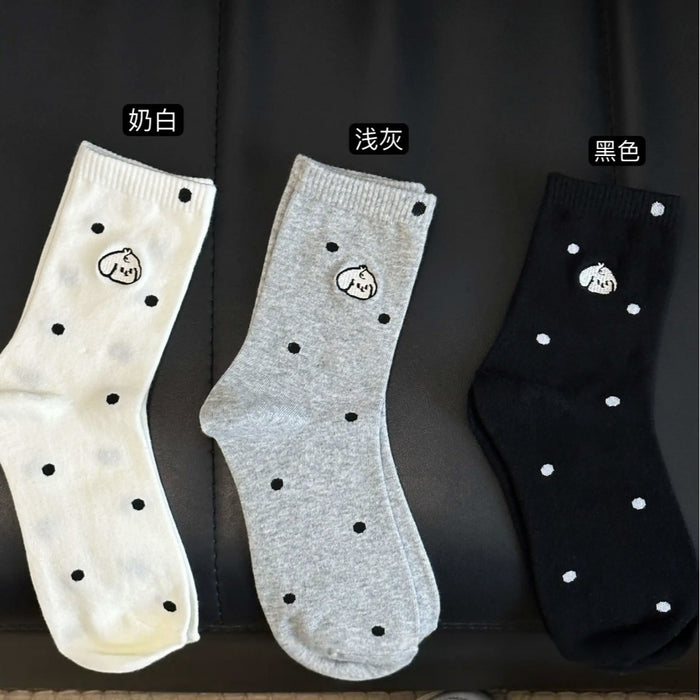 Wholesale Fashionable polka dot embroidery mid tube socks, simple and versatile stacking socks