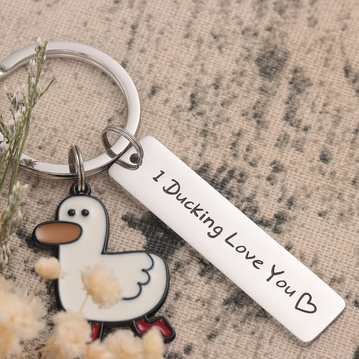 Wholesale Amazon direct supply cute pet duck stainless steel keychain creative little duck key chain student backpack pendant