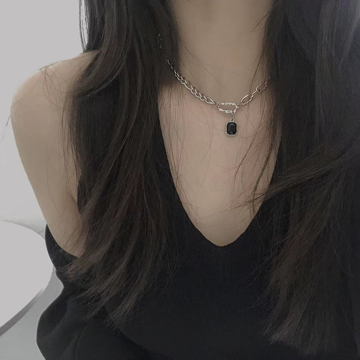 Wholesale Light luxury and minimalist titanium steel necklace, zircon necklace, versatile and high-end collarbone chain