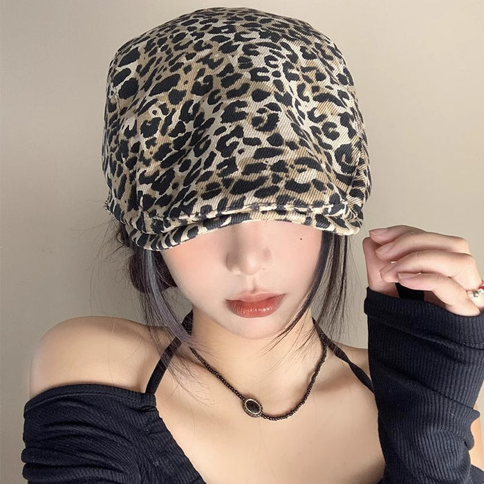 Wholesale Retro leopard print forward hat thin, niche design, fashionable beret hat, duckbill hat