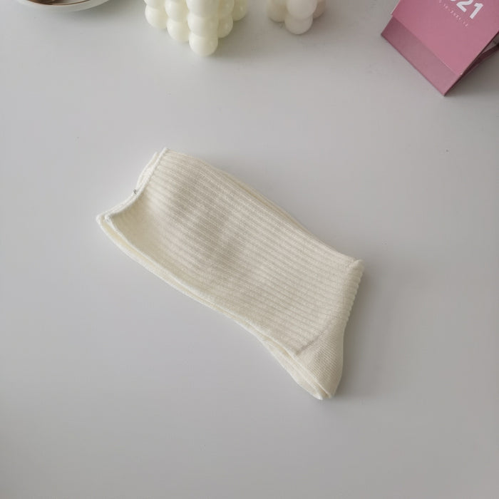 Wholesale Socks with cute vertical stripes