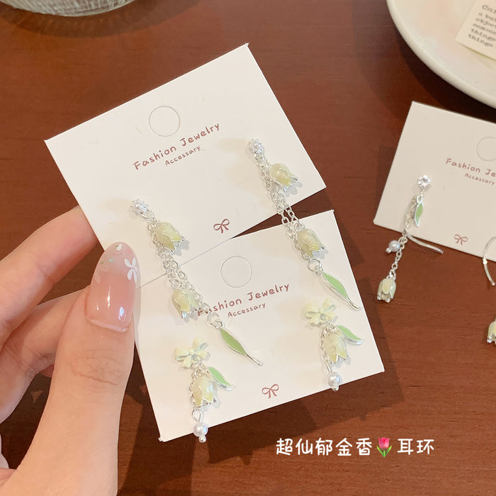 Wholesale Earrings, women's silver needles, exquisite and niche design earrings