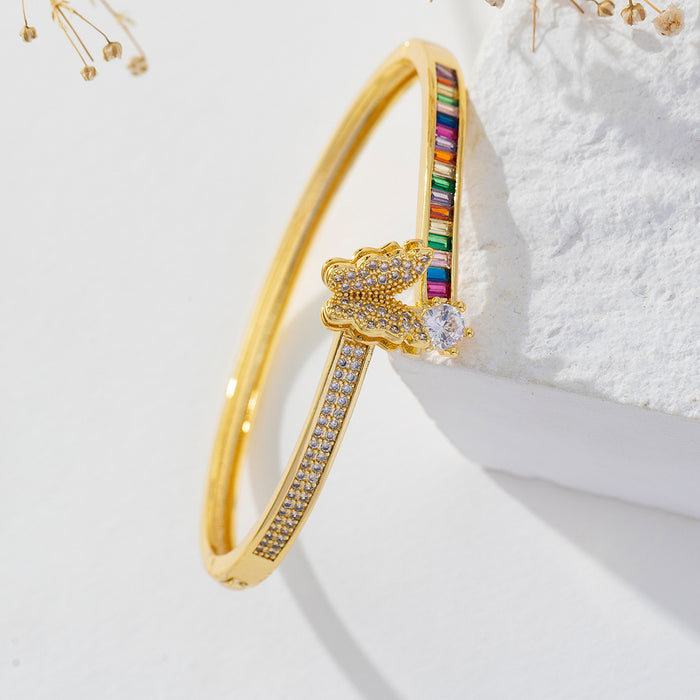 Wholesale retro snake-shaped bracelet women's gold-plated Clover bracelet inlaid craft nail zircon bracelet