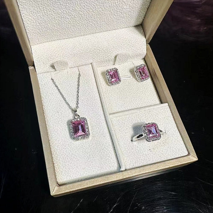 Wholesale Necklace set, fashionable and cute necklace, light luxury and versatile collarbone chain accessory