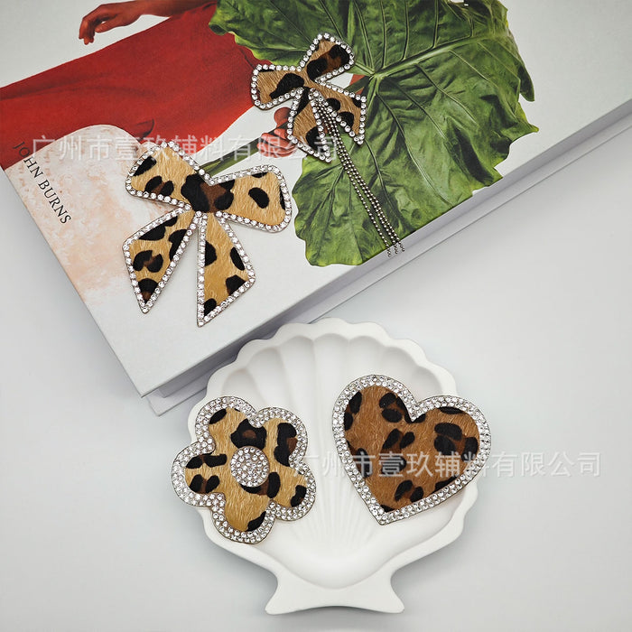 Wholesale Leopard print butterfly and flower rhinestone hotfix iron-on patches for DIY decoration.