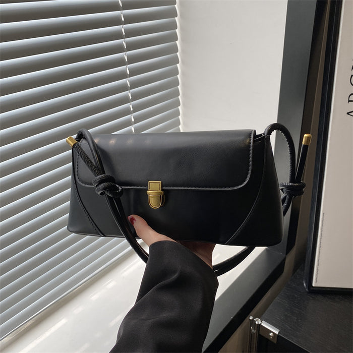 Wholesale Retro bag versatile and fashionable shoulder bag, trendy and stylish hand-held armpit bag