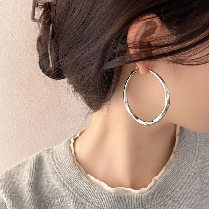 Wholesale Ear ring earrings for women temperament simple circle plain ring earrings