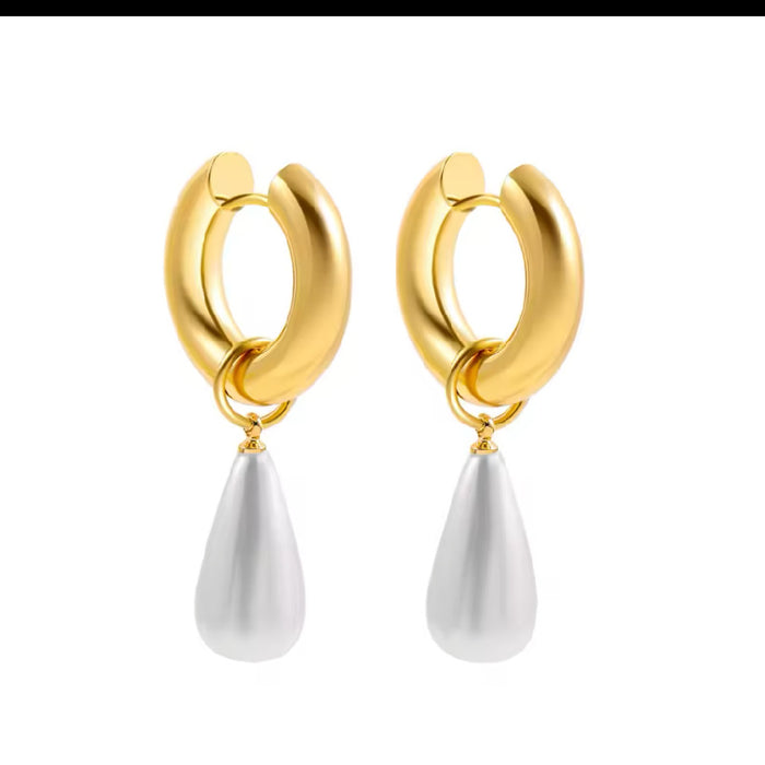 Wholesale Light luxury fashion shaped pearl earrings with retro, niche, high-end feel, ear loops, ear buckles, versatile earrings