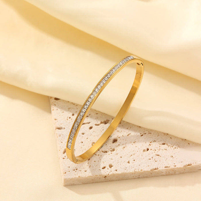 Wholesale Titanium steel versatile and high-end bracelet set