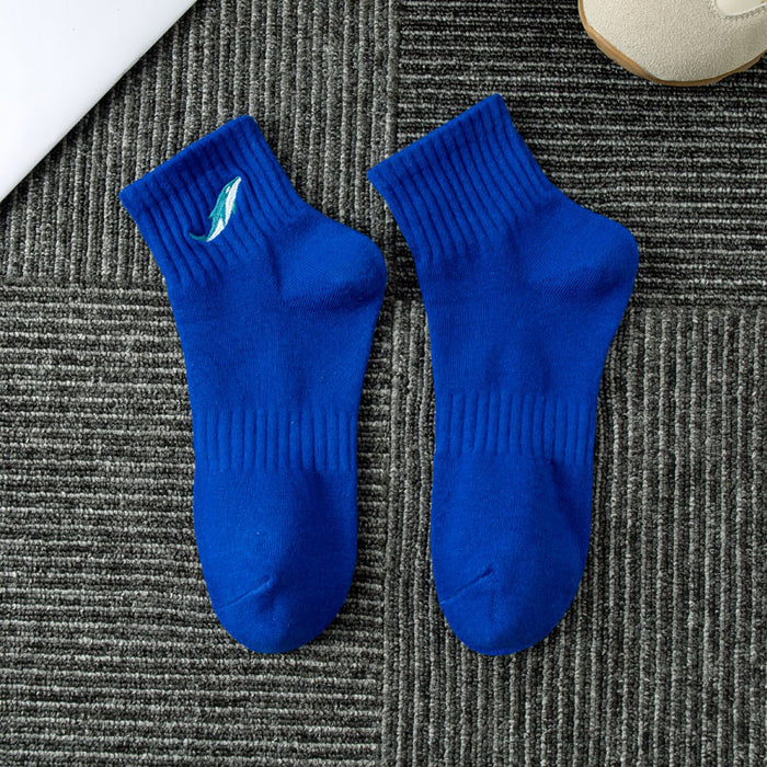 Wholesale Sports Socks Embroidered Mid Barrel Outdoor Sweat Absorbing Breathable Basketball Socks Cotton