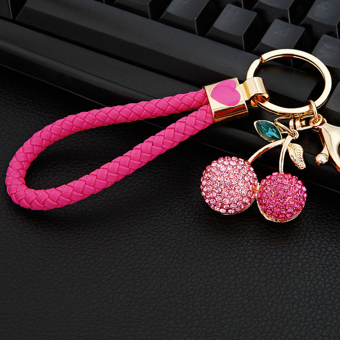 Wholesale Diamond studded car keychain pendant, metal keychain ring, cute and creative