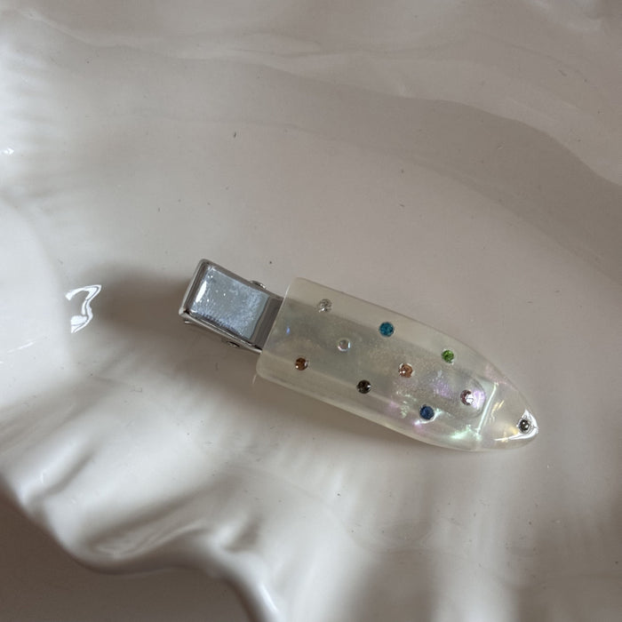 Wholesale Sweet and exquisite colored diamond hair clip with side bangs clip