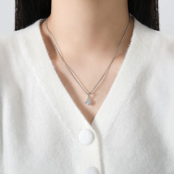 Wholesale A herringbone shaped collarbone chain with a high-end feel, simple lines, and a beautiful fishtail necklace