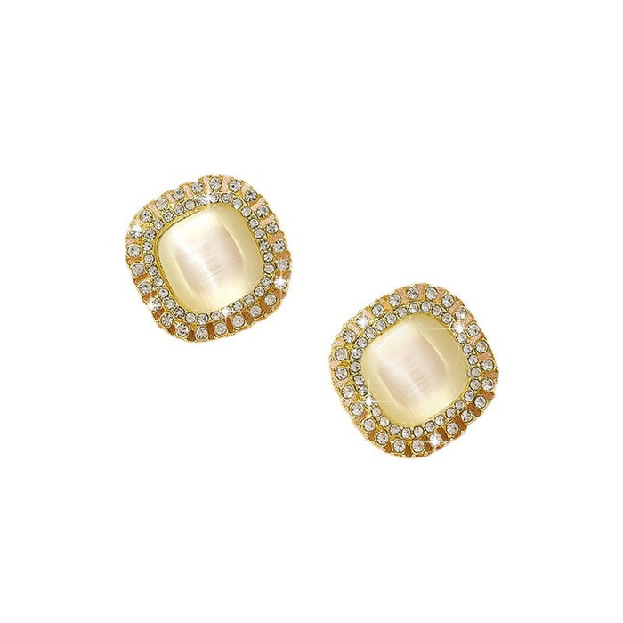Wholesale Water Diamond Retro Earrings, High Design Earrings, Light Luxury Charm Earrings