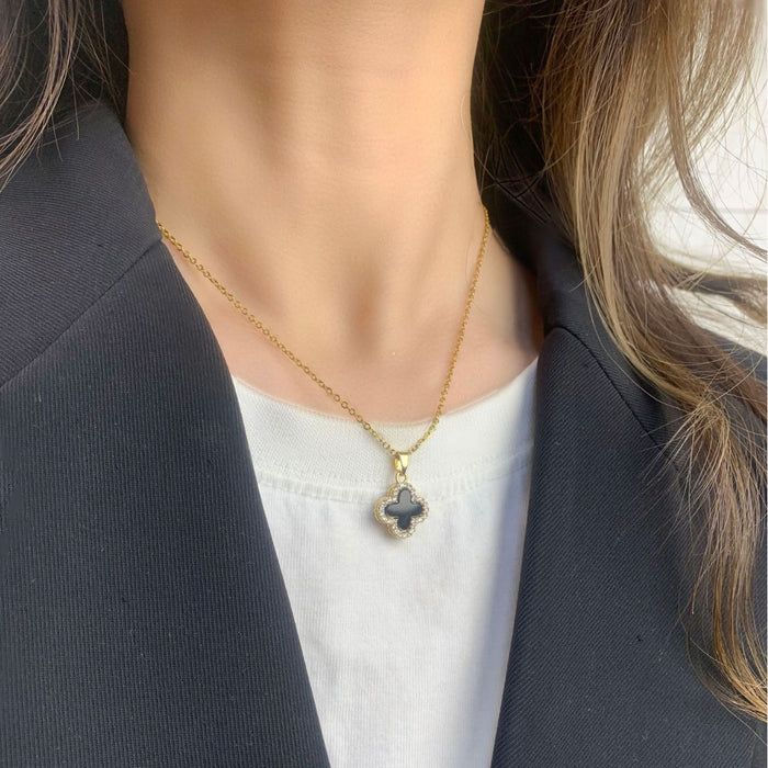 Wholesale Necklace Women's Summer Black and White Double-sided Four-leaf Clover Necklace  Titanium Steel