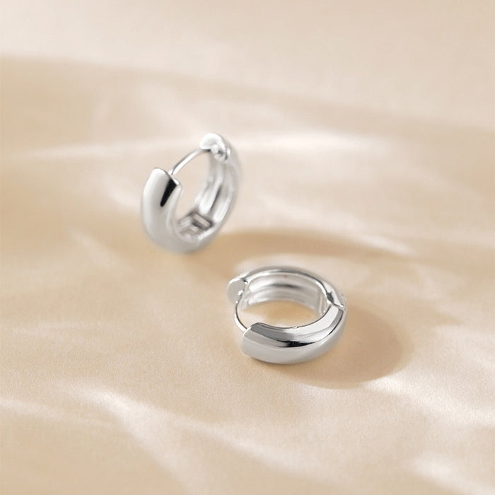 Wholesale Ladies' high-end copper material smooth concealed buckle versatile circle earrings in stock