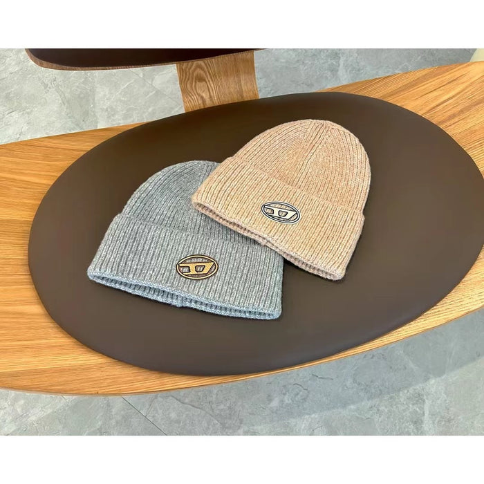 Wholesale autumn and winter fashionable versatile warm and cold-proof knitted hat JDC-HT-MaiM003
