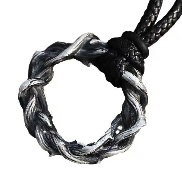 Wholesale Thorn necklace with retro and niche design, pendant with personalized and versatile collarbone chain