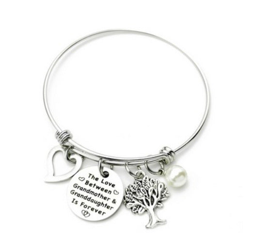 Wholesale Circular hanging tag bracelet, stainless steel heart engraved lettering pendant, round adjustable steel pearl pendant bracelet