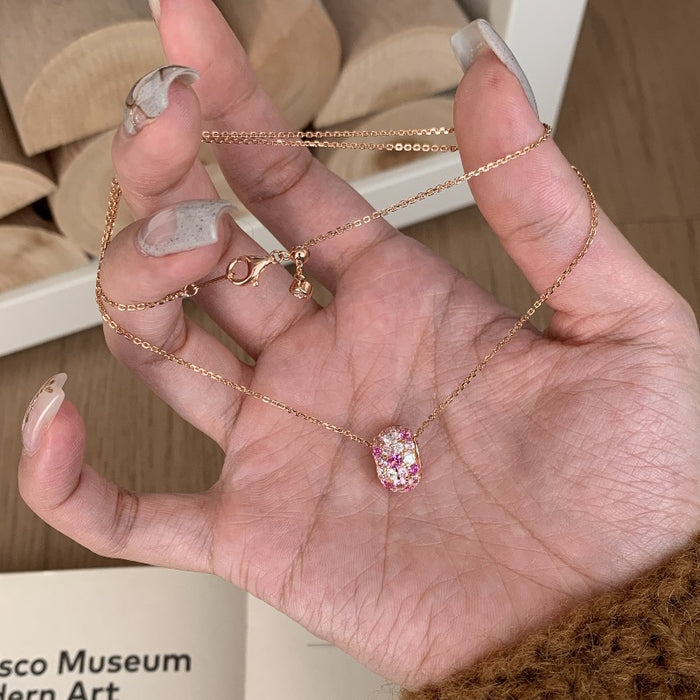 Wholesale Full diamond necklace, unique pendant, elegant style, high-end collarbone chain