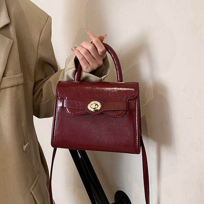 Wholesale Fashionable portable simple small square bag, versatile single shoulder crossbody bag