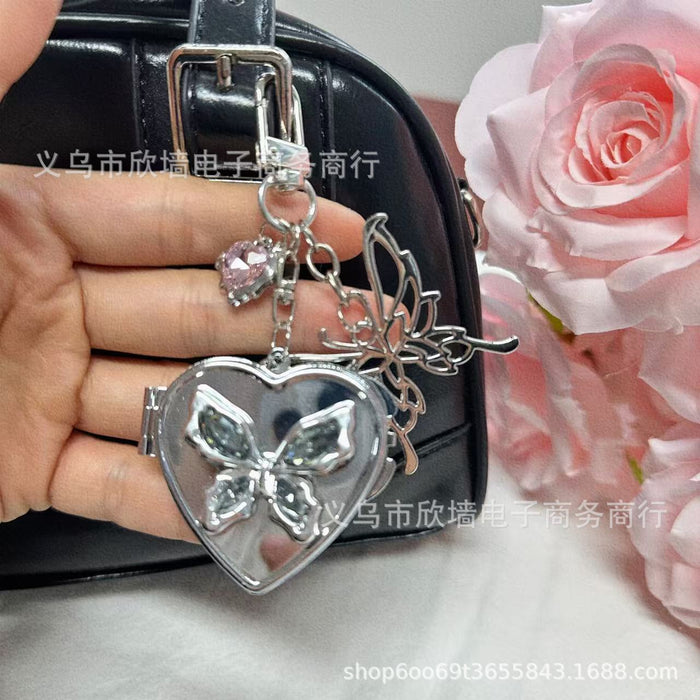 Wholesale Vintage butterfly and heart metal keychain