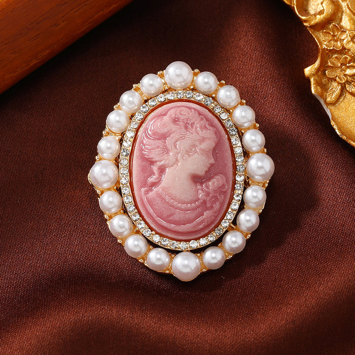 Wholesale New Oval Pearl Beauty Head Brooches Women' s Embossed Figure Pin