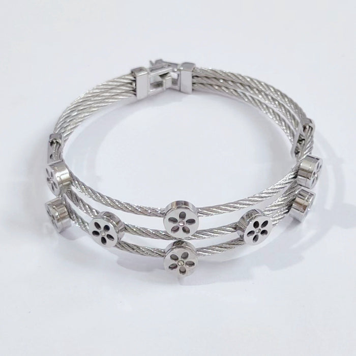 Wholesale Titanium steel color-preserving bracelet with diamond setting