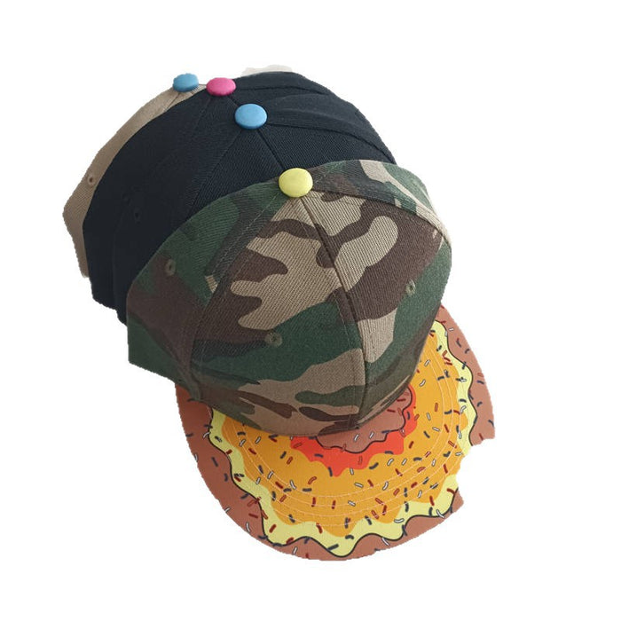 Wholesale Flat brimmed baseball cap with a flat brim and a gap in the light panel