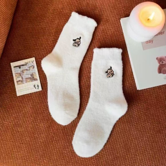 Wholesale Embroidered socks with thick velvet and cute embroidery sleep socks