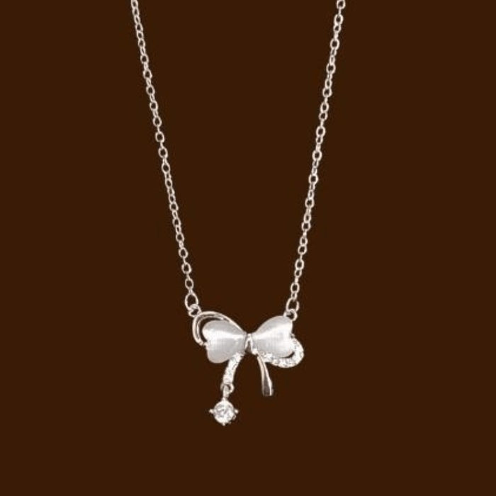 Wholesale  butterfly necklace Women's  niche design clavicle chain girlfriends necklace