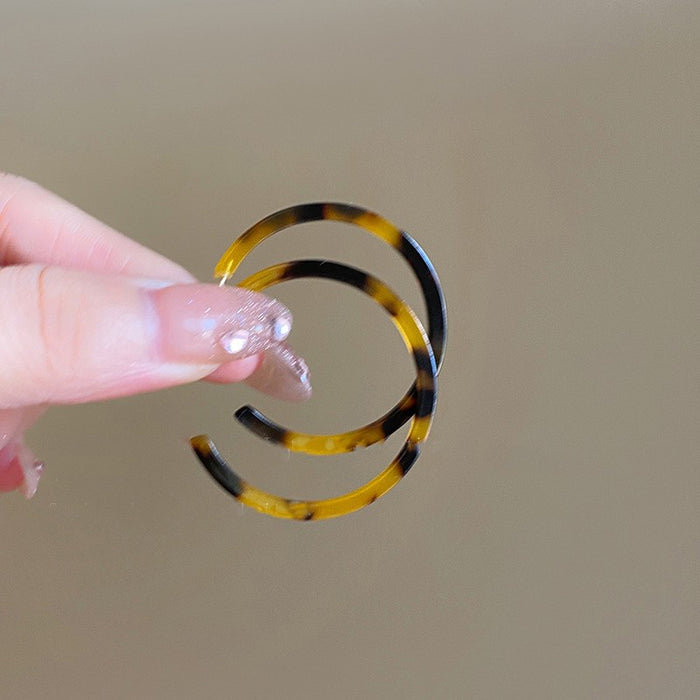 Wholesale  silver needle geometric irregular resin earrings heart earrings