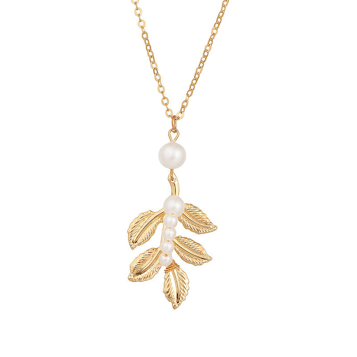 Wholesale Fashion Leaf Necklace Alloy Pearl Long Clavicle Chain Pendant Necklace in Stock
